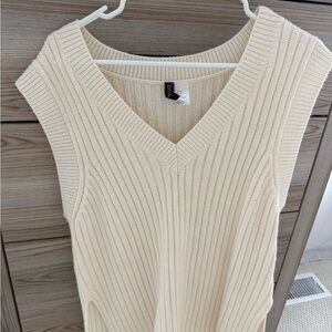 H& m Cream Ribbed Knit Sweater Vest